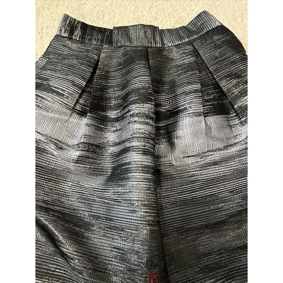 Simply Styled Petite Metallic Black And Gray Pockets Pleated Front Skirt Size MP - Picture 3 of 9